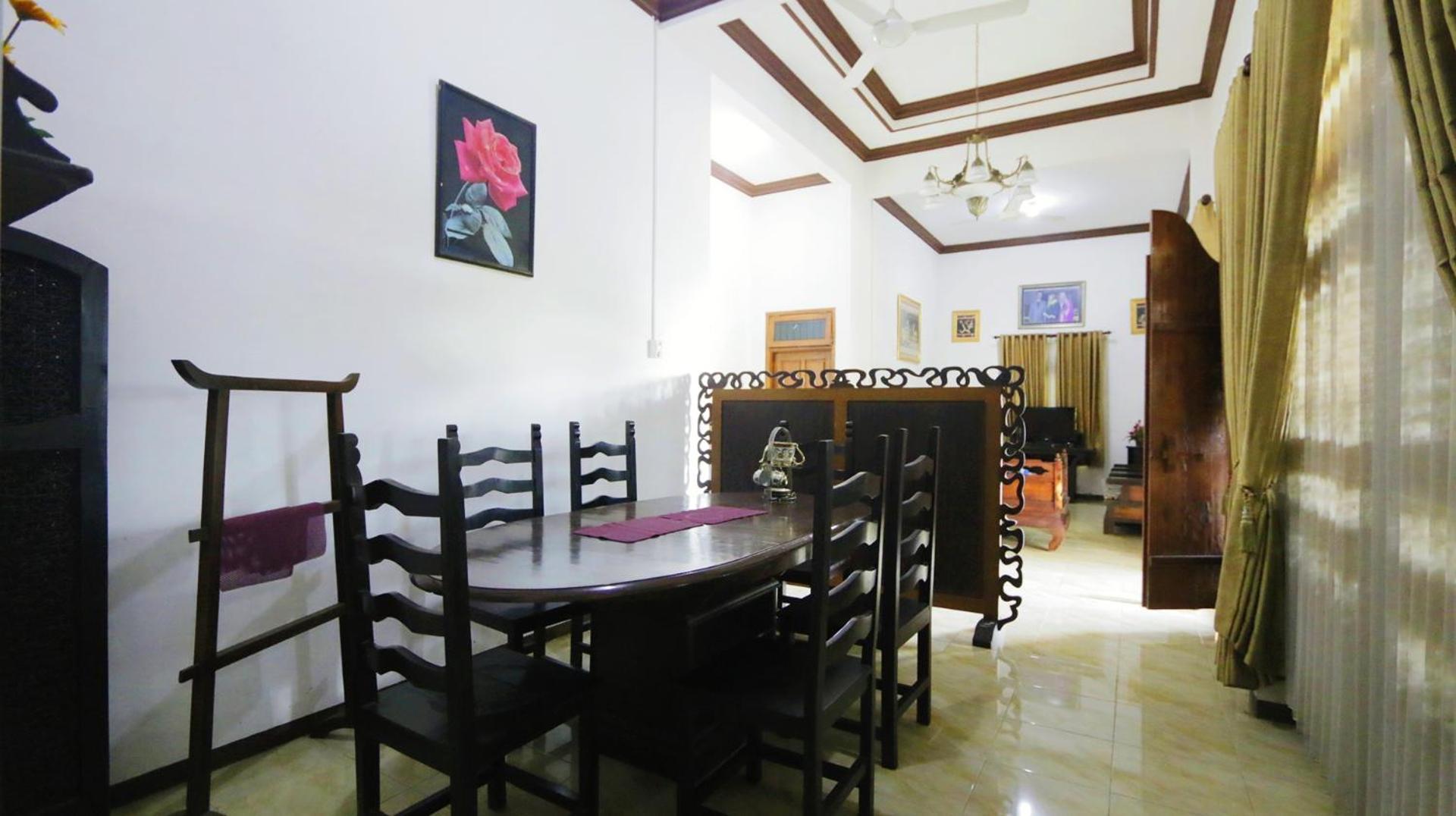 Alista Hotel Bondowoso Екстериор снимка