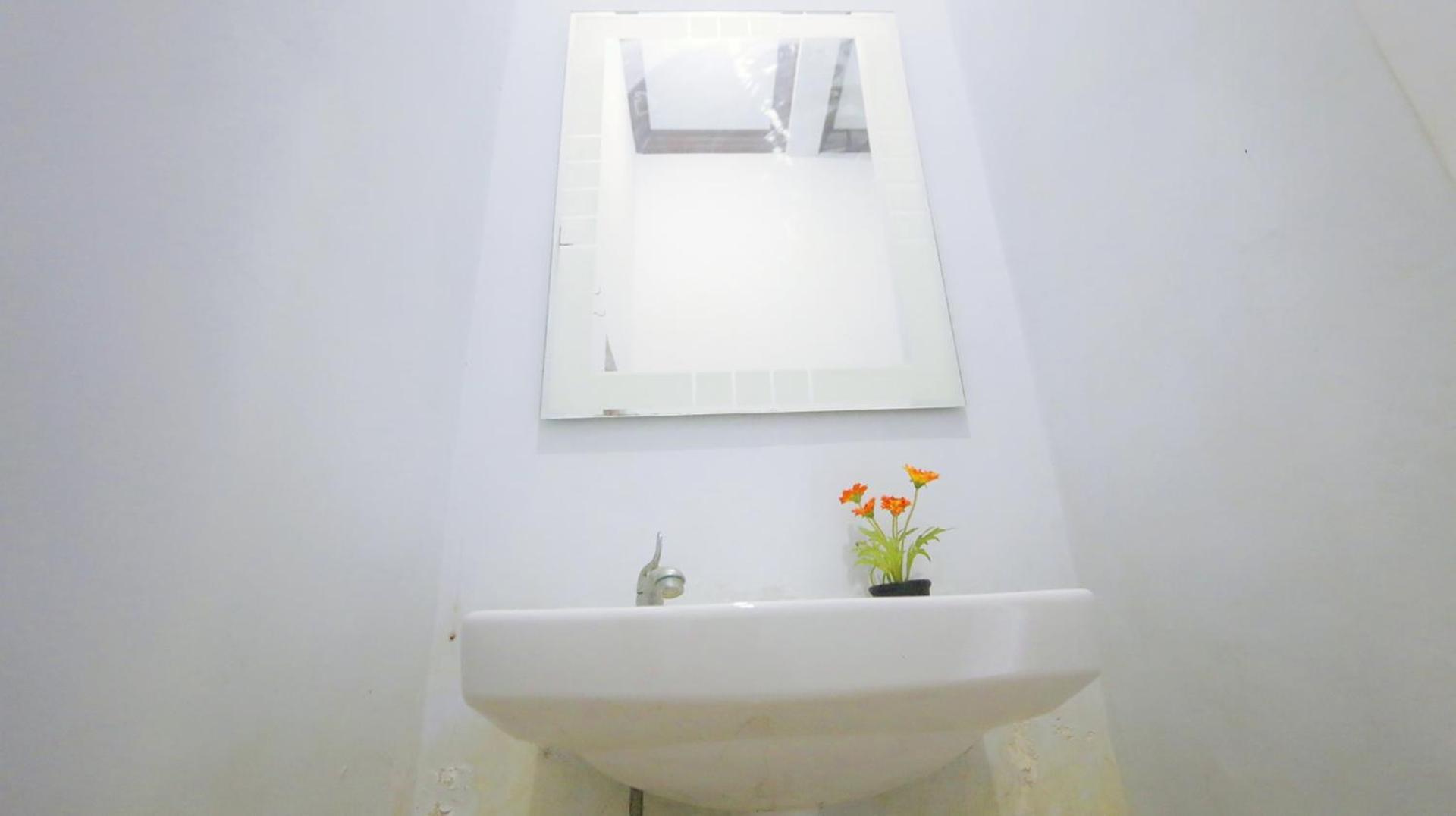 Alista Hotel Bondowoso Стая снимка